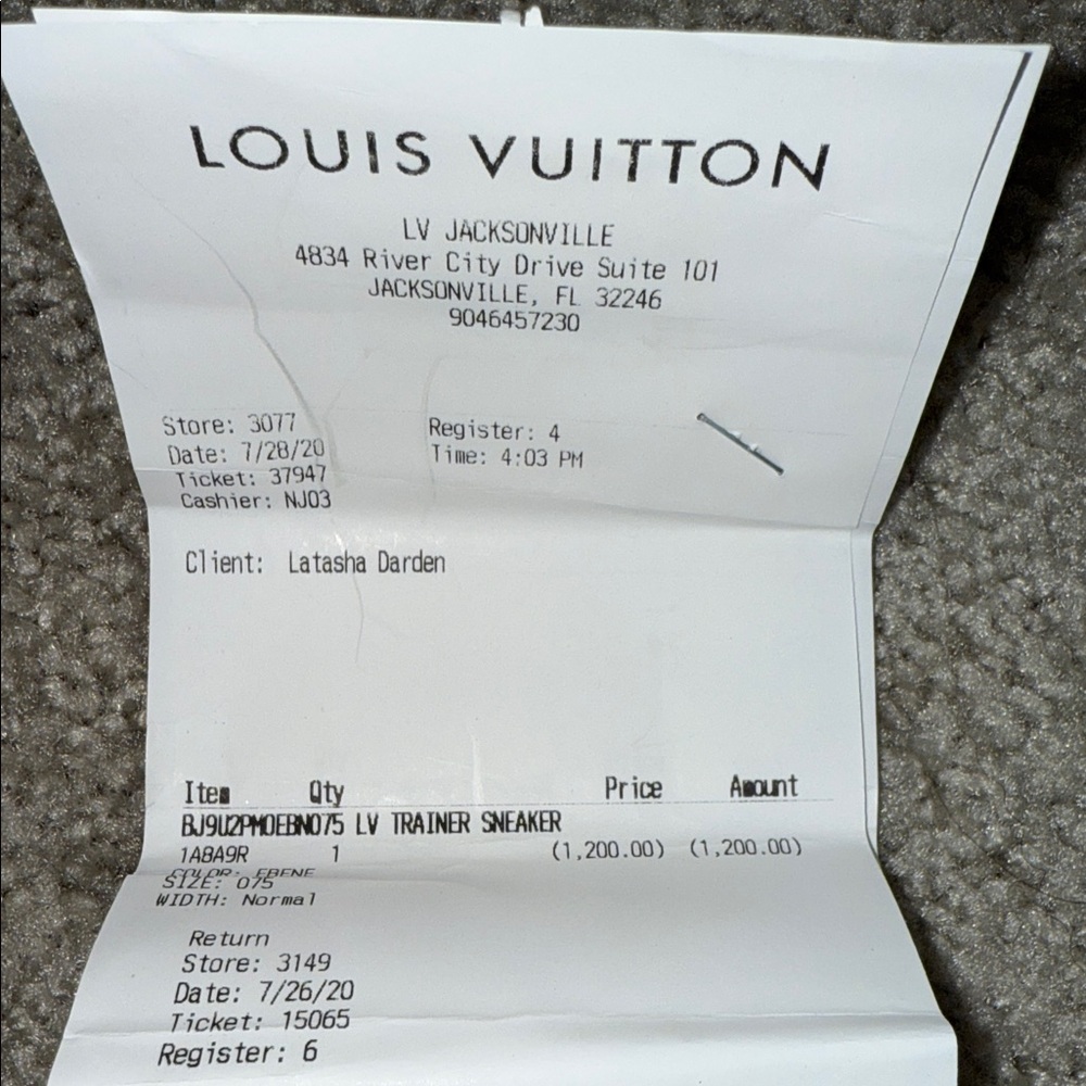 AUTHENTIC Louis Vuitton Men's Dark Brown and Black Sneakers - Picture 7 of 7